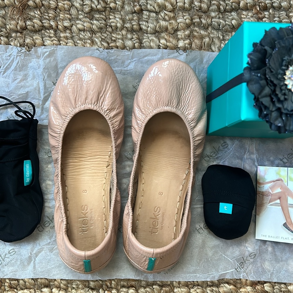 Tieks by Gavrieli Blush nude pink size 8 patent leather womens ballet flat shoes